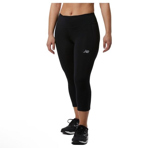 New Balance Women's Mid Rise Capri Leggings Plus Size 3X Black Athletic New - Picture 1 of 5